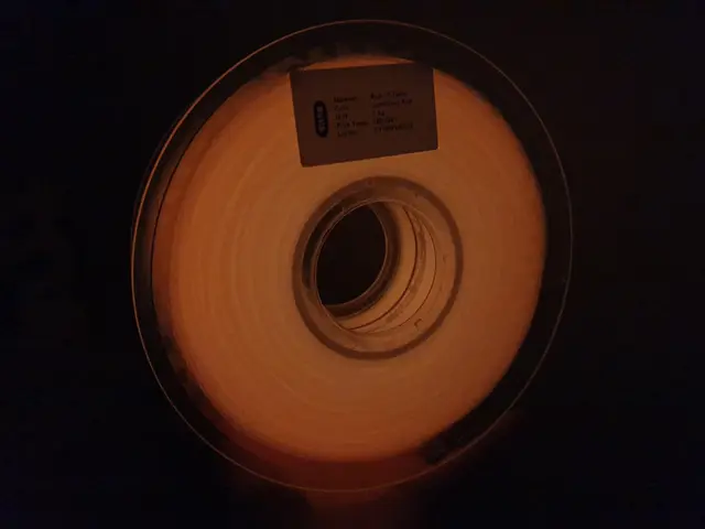 Polyalkemi PLA Glow in the Dark Glow Red 