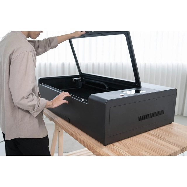 FLUX Hexa laserkutter 